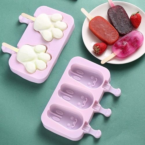 أخبار الشركة الأخيرة عن What is Silicone Ice Cube Mold ？